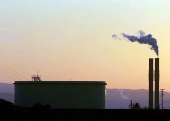 Cae crudo WTI por debajo de los 70 dólares