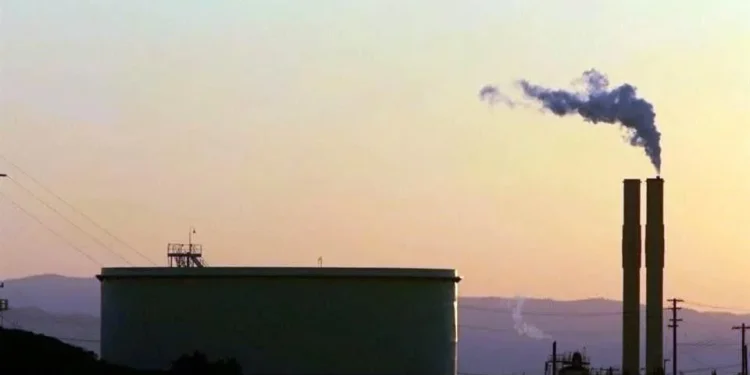 Cae crudo WTI por debajo de los 70 dólares