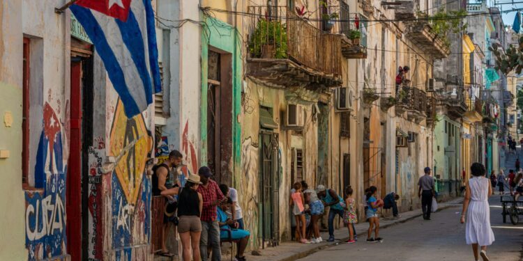 Cuba denuncia que EE.UU. ejerce un “bloqueo total” al país, “similar a uno de tipo militar”