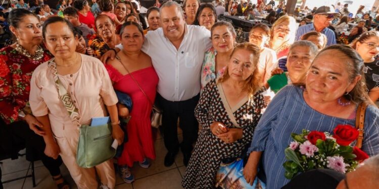 Más de dos mil 400 personas reconocen los avances de Qrobus