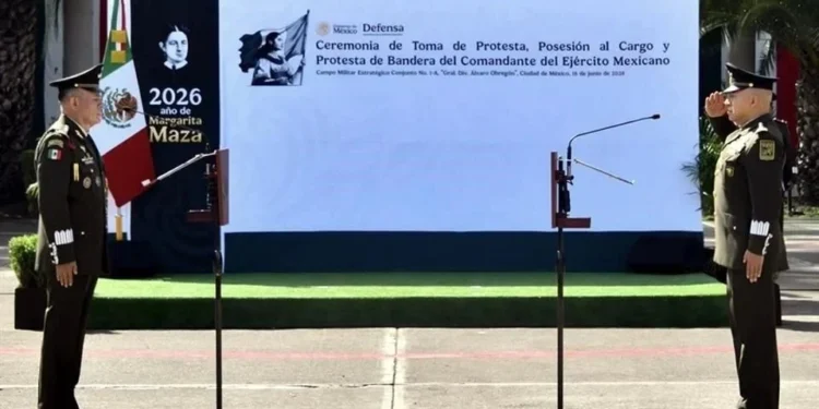 Nombra Defensa nuevo Comandante del Ejército