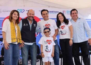 Apoya SEDIF con donativo de 500 mil pesos al Radiotón 2026