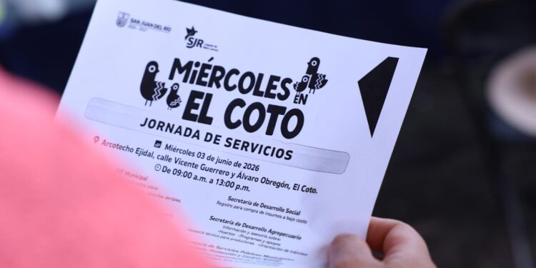 Acercan servicios municipales y realizan mejoras en la comunidad de El Coto