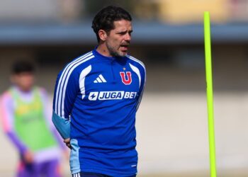 Fernando Gago, extécnico de Chivas y Necaxa, sufrió un infarto en Chile