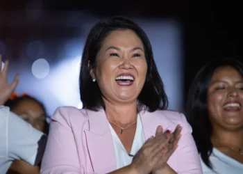 Keiko Fujimori se acerca a ganar la elección presidencial en Perú