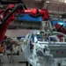 Reemplaza GM más de 1,000 empleados con 50 robots en Detroit
