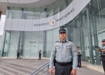 Guardia Nacional aplica hasta 30 multas diarias en carreteras de Querétaro