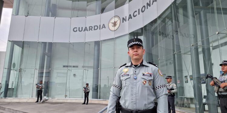 Guardia Nacional aplica hasta 30 multas diarias en carreteras de Querétaro