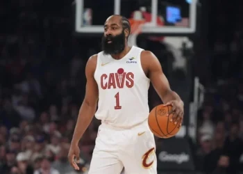 Arrestan a James Harden en Houston por porte ilegal de arma
