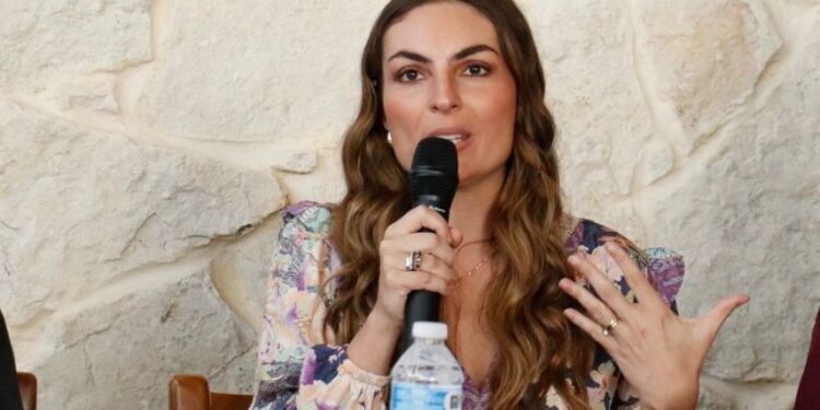 Mantienen diálogo con sector turismo, ante transmisiones del Mundial
