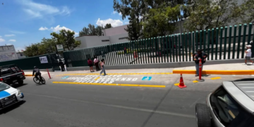 Mejoran infraestructura peatonal en Avenida Arrayanes; beneficiará a usuarios del IMSS