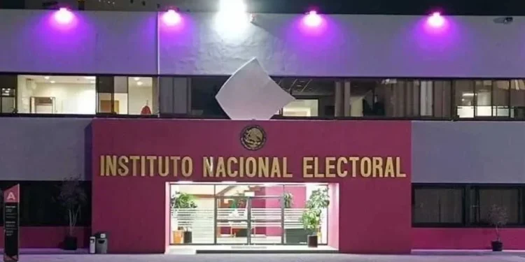 Aplica INE examen presencial, tras fallas a distancia
