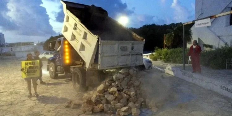 Acusan IP y ciudadanos anomalías en licencias de Tulum