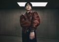 Condenan a mujer por acosar a Jung Kook, de BTS