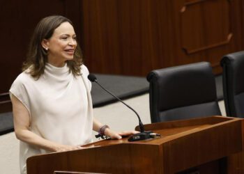 Entre el deber y el cálculo político: Machado promete regresar a Venezuela