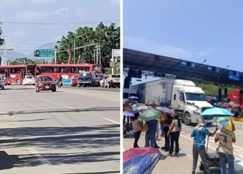 Bloquean maestros aeropuerto de Oaxaca