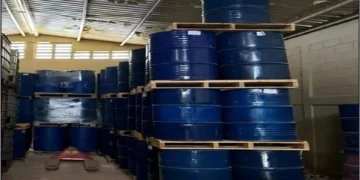 Aseguran 24 mil 400 de litros de metanfetamina en Sinaloa