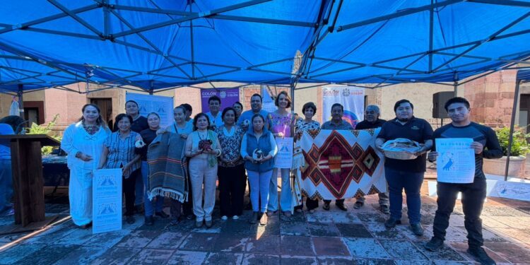 Inauguran en el CEART la muestra cultural Mi Pueblo, dedicada a Colón