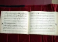 Hallan en París cuaderno inédito de Mozart