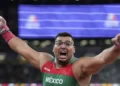 Gana Uziel Muñoz en lanzamiento de bala en JÕHVI 2026