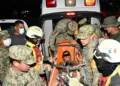 Rescata Ejército mexicano a niño bajo escombros en Venezuela
