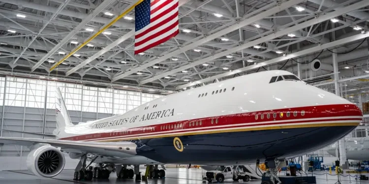 Trump desvela el nuevo Air Force One