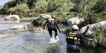 Localizan sin vida a mujer arrastrada por corriente en Guadalupe, Nuevo León