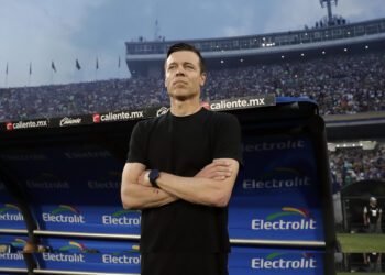 Solari deja la dirección técnica del Pachuca