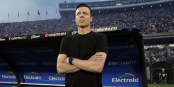 Solari deja la dirección técnica del Pachuca