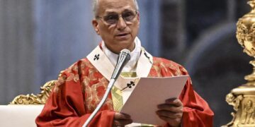 El papa llama a la unidad de la Iglesia y pide no “endurecerse en las propias posiciones”