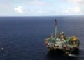 Pactan Pemex y Petrobras cooperación en petróleo y gas