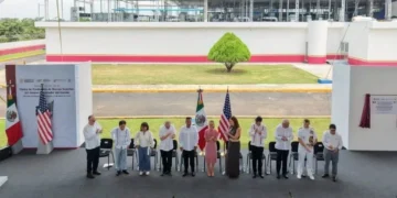 Abren México y EU planta contra gusano barrenador
