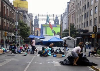 Rechaza la CNTE Oaxaca levantar huelga y retirar plantón