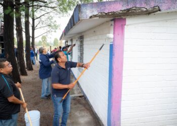 Impulsan la rehabilitación del Centro de Salud de Apapátaro