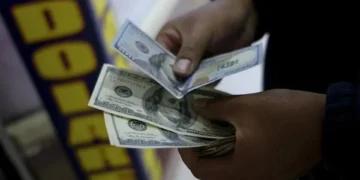 Repuntan remesas en el país pese a descenso de operaciones