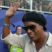 Sale Ronaldinho del retiro y jugará a los 46 años en Italia