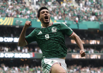 México 2 – 0 África del Sur
