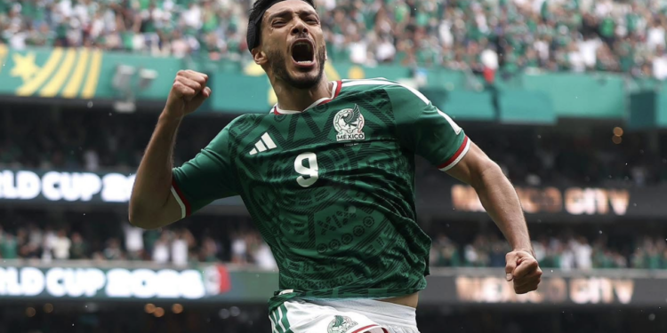 México 2 – 0 África del Sur