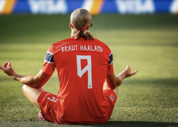 Haaland guía a Noruega en su regreso al Mundial