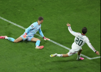 México golea 3-0 a Chequia y hace historia
