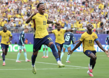 Ecuador da la sorpresa ante Alemania y sigue vivo en el Mundial