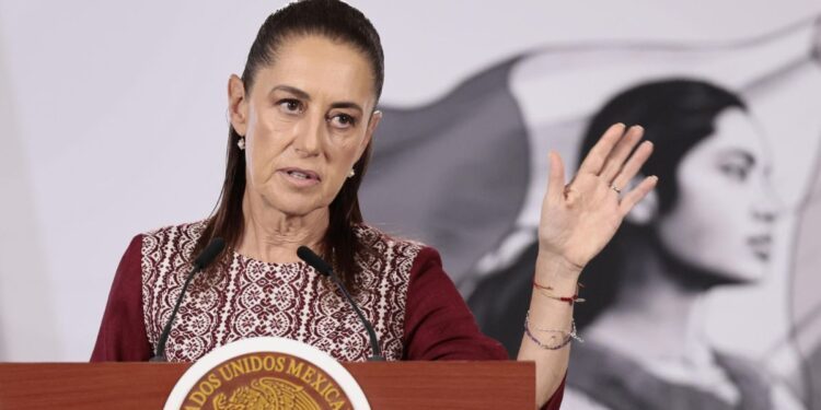 Sheinbaum niega entrega de bono de 800 mdp a la CNTE