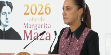 Cuestiona Sheinbaum uso de paridad para impulsar esposas