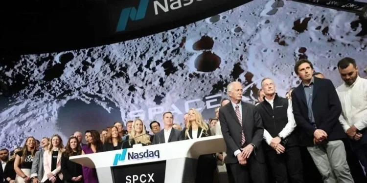 Supera SpaceX a Microsoft y Amazon en valor de mercado