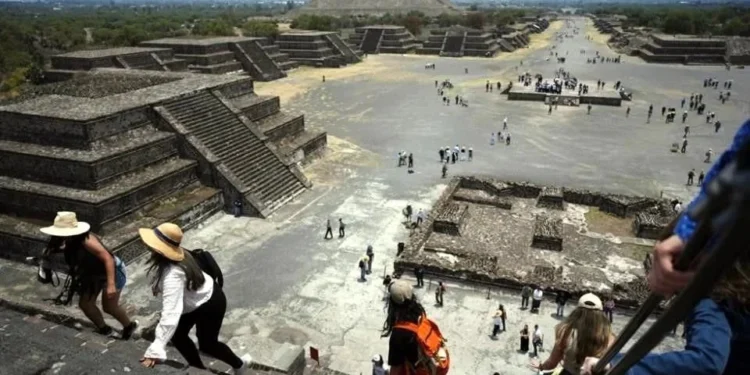 Presume Sheinbaum rehabilitación de Teotihuacán tras ataque