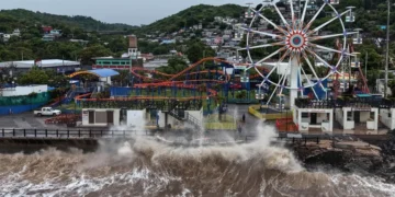La tormenta Cristina deja a más de 200 personas en albergues e inundaciones en El Salvador