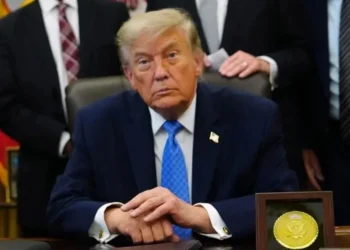 Afirma Trump que Irán solicitó una reunión con EU