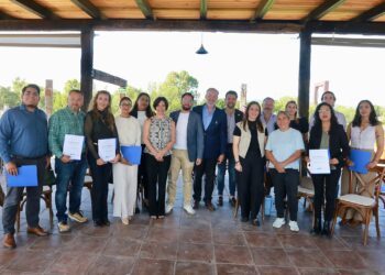 Fortalece Querétaro a productores vitivinícolas