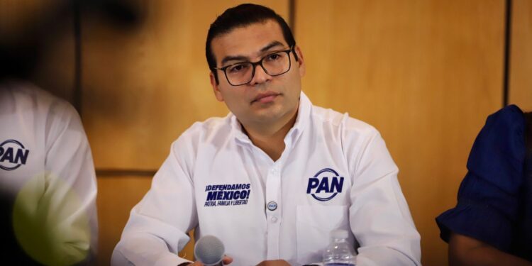 Manifestación de apoyo a Claudia Sheinbaum en Querétaro, la más floja del país: PAN