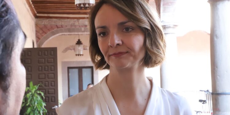 Ana Paola López Birlain se registra en proceso interno del PAN para la gubernatura de Querétaro